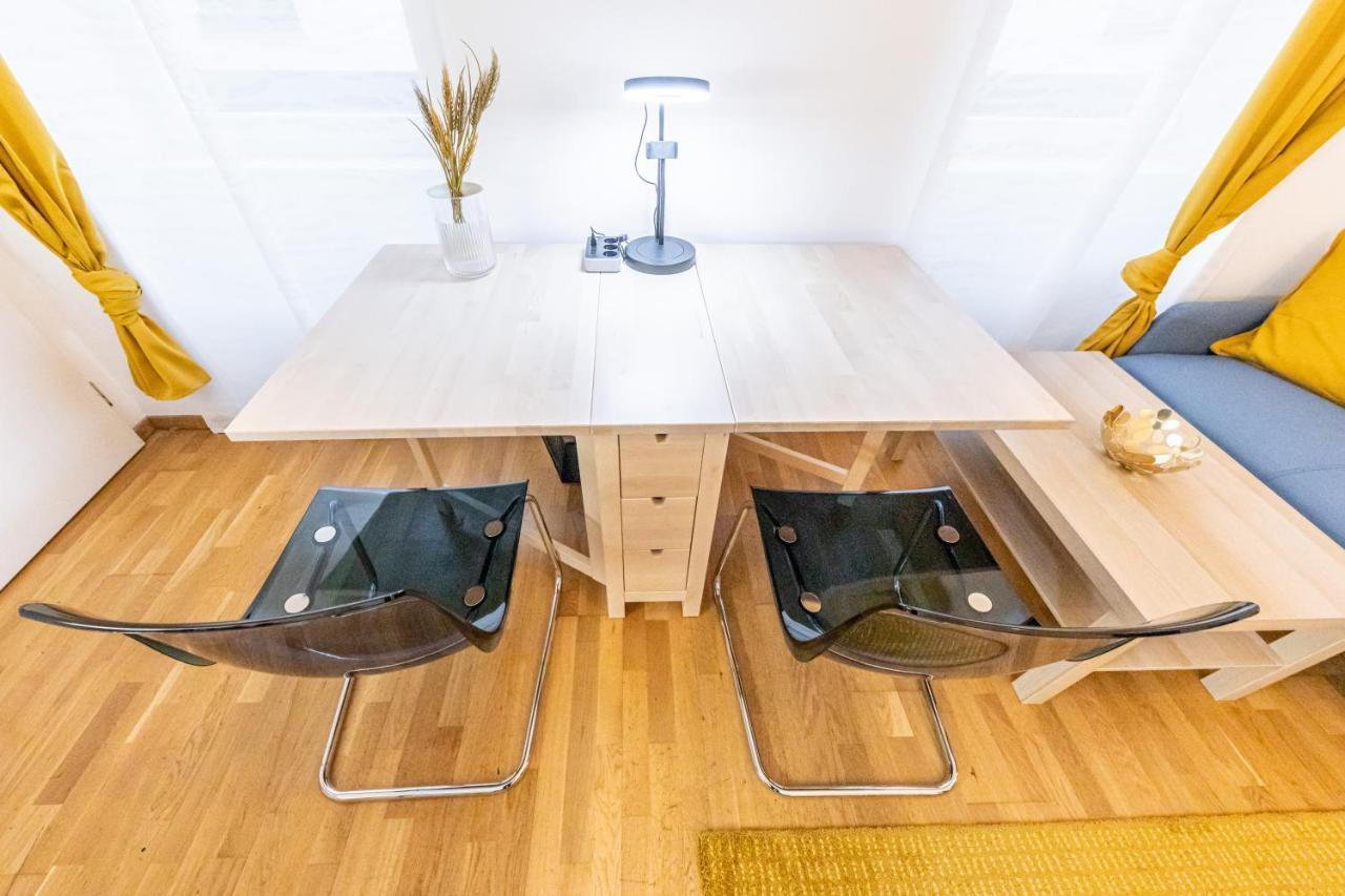 Calm & Easy By Jr Apartment *